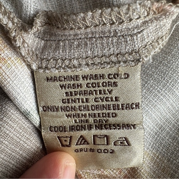 Jamaica Jaxx Men’s Short-Sleeve Silk Hawaiian Shirt – Size Medium - Picture 7 of 8